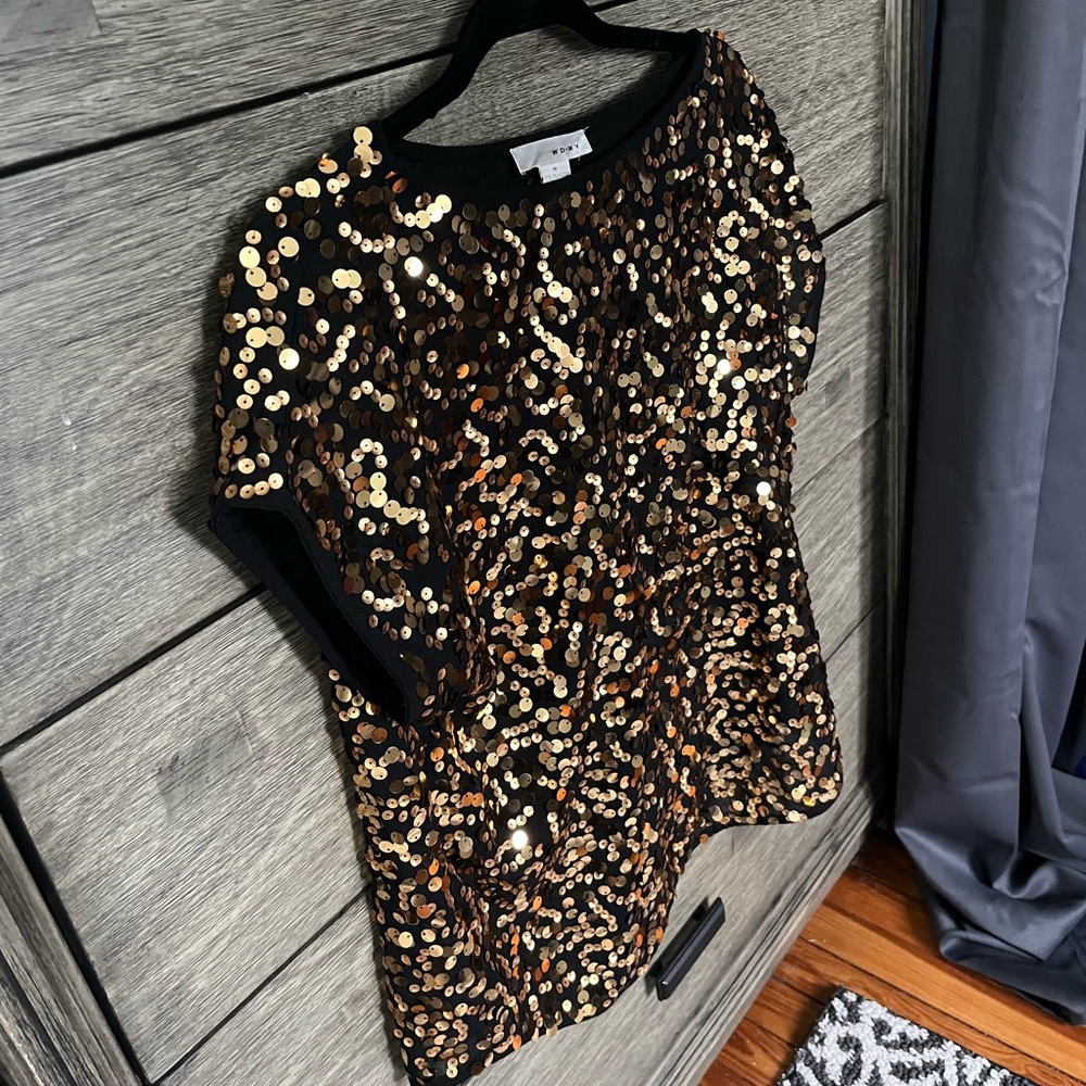 Gold sequence tshirt